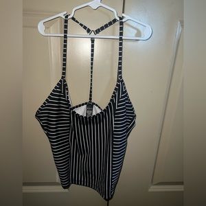 Victoria’s Secret essential tank top